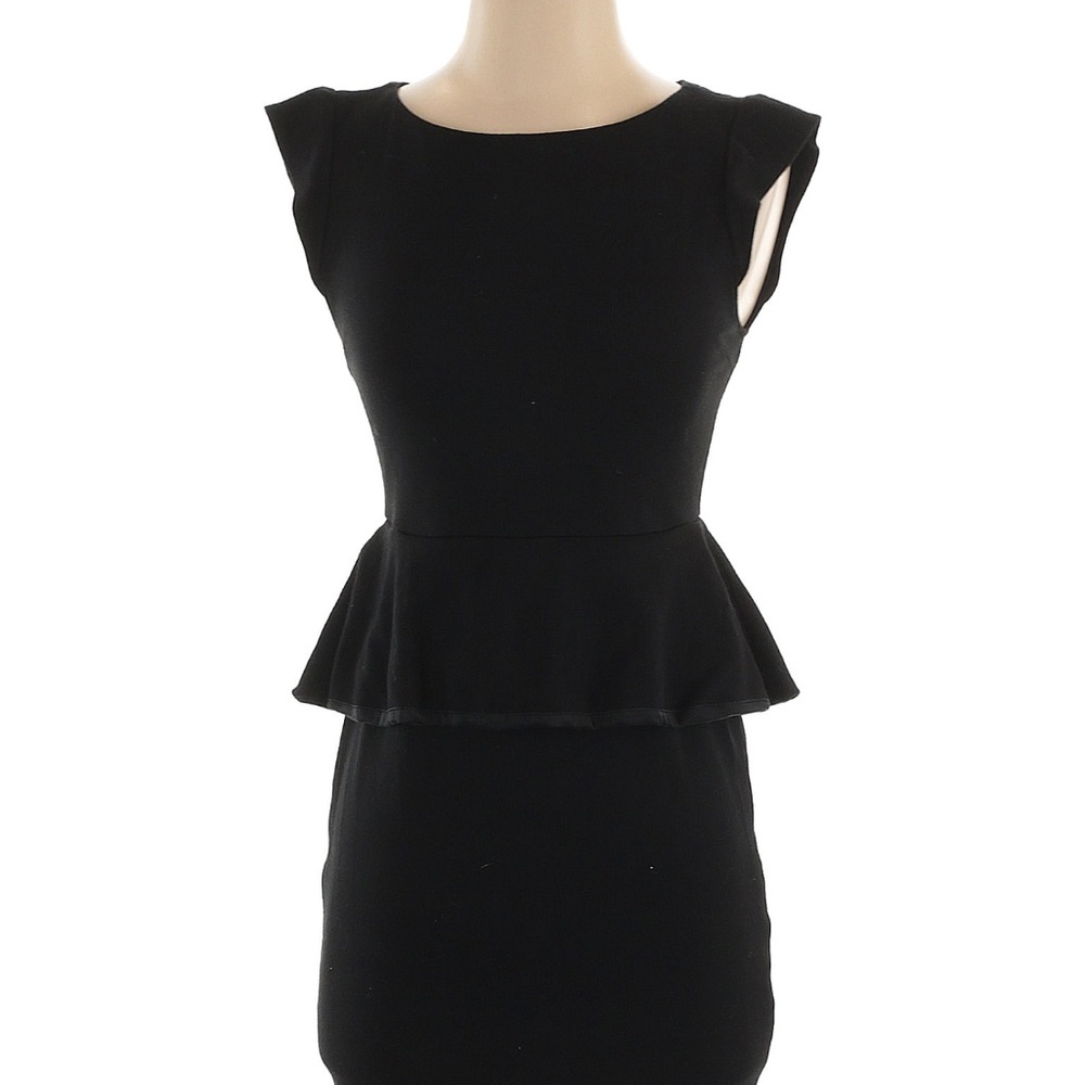 Alice + Olivia Black Peplum Sheath Dress